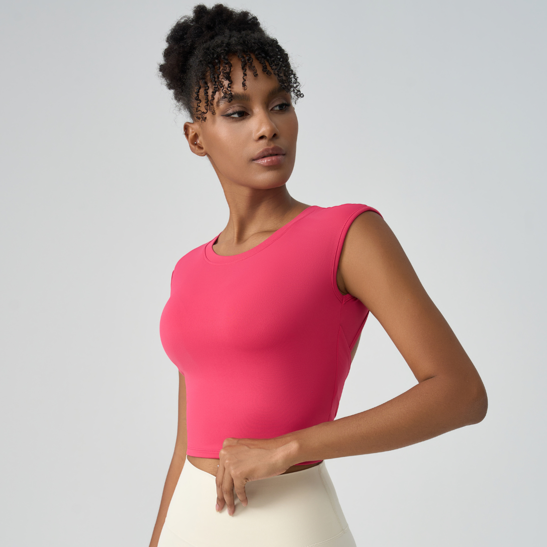 Women's Crew Neck Pleated-Back Open Sports Tank Top: Black / S