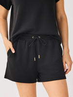Stephie Shorts | Black: XS