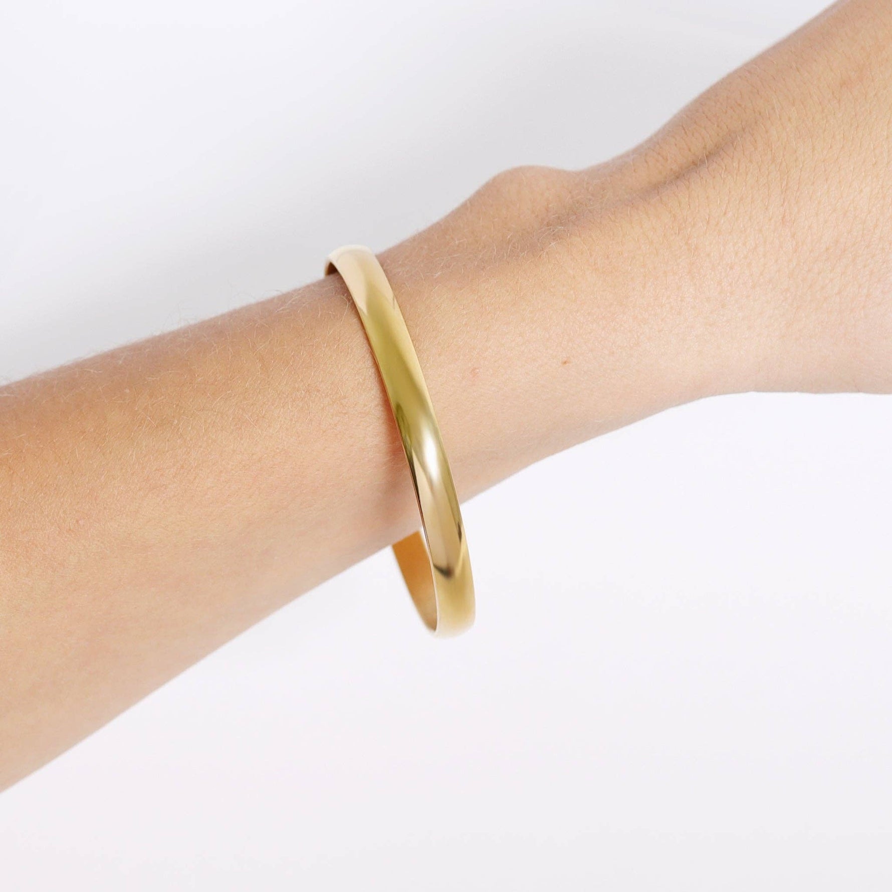 18K Gold PVD Coated Engravable Stainless Steel Bangle: 60mm