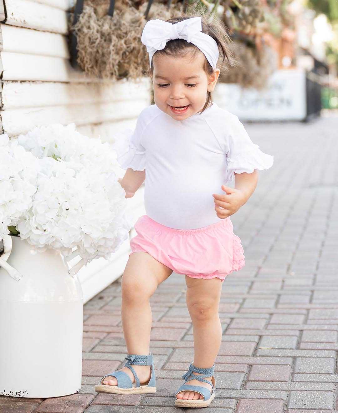 Baby Girls Baby Pink Woven RuffleButt Bloomer: Pink / 12-18m