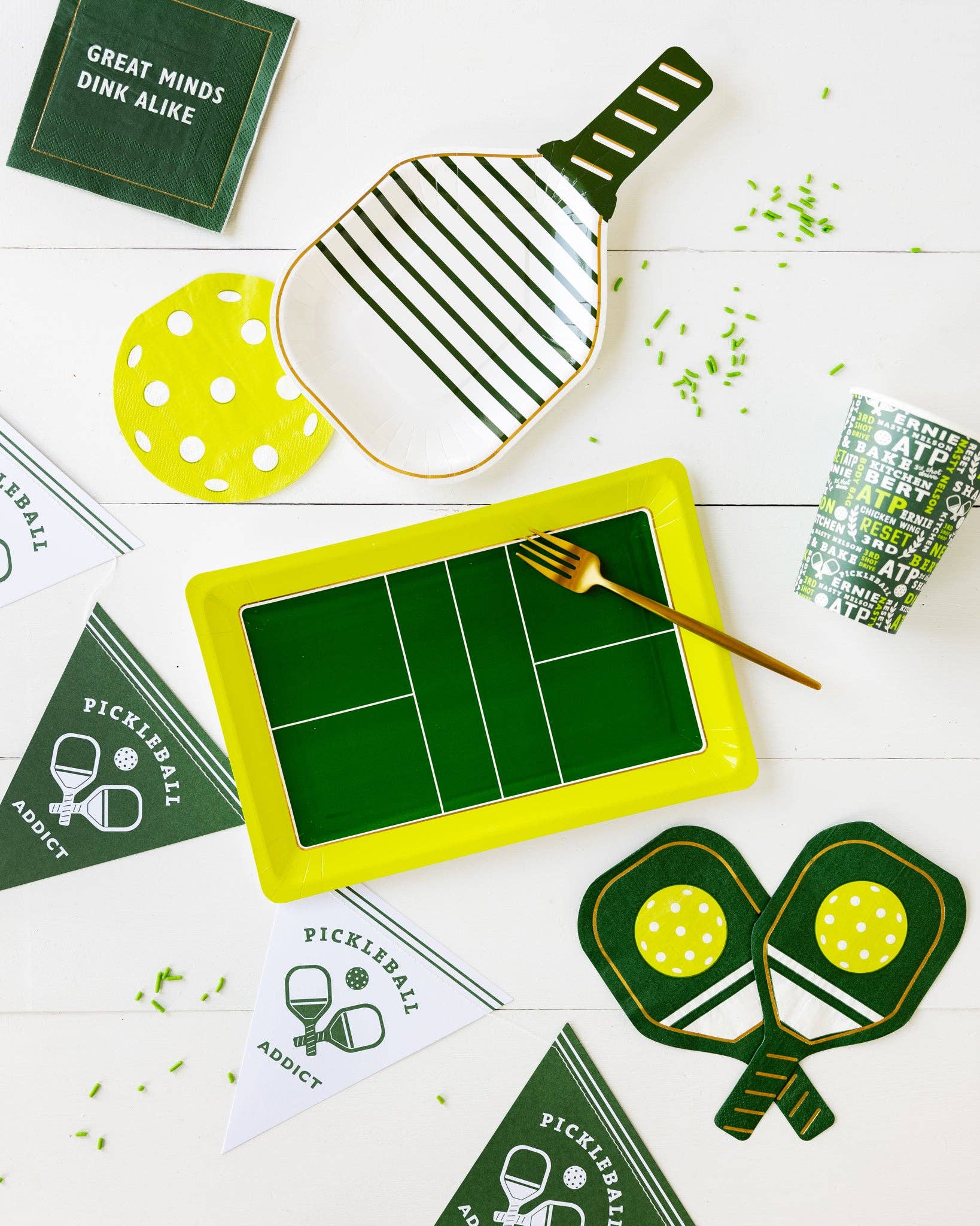 PCK1039 - Green Paddle Paper Dinner Napkin