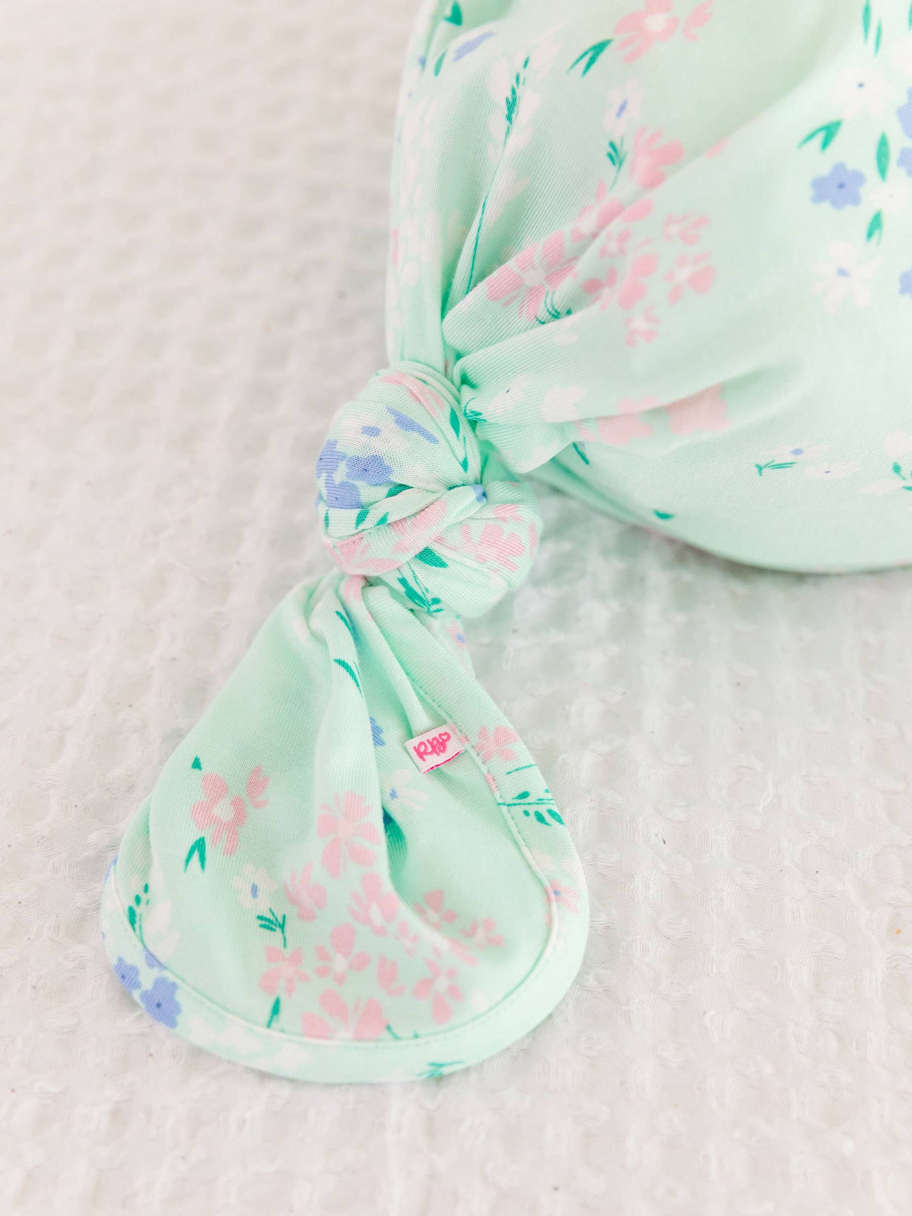 SoftSnooze™ Baby Girls Bamboo Viscose Mint Meadow Ruffle Knotted Sleep Gown & Bow Hat Set: Green / Newborn-3m