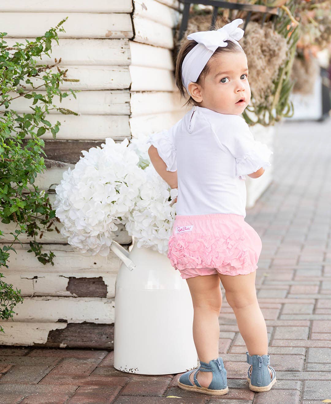 Baby Girls Baby Pink Woven RuffleButt Bloomer: Pink / 12-18m