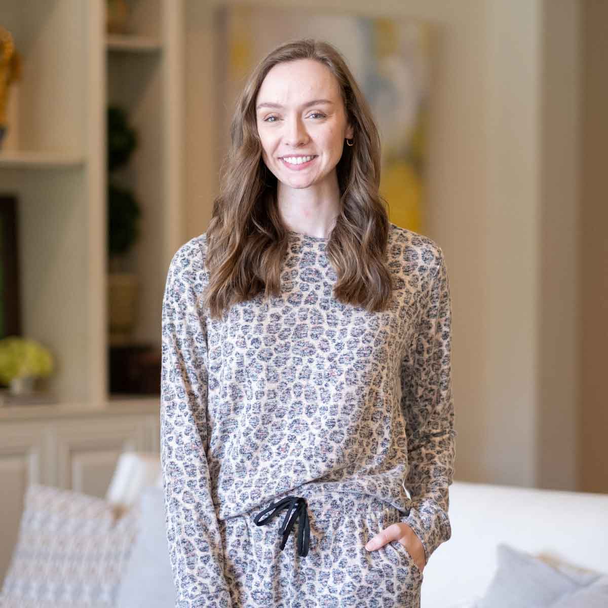 Leopard Brushed Hacci High Low Pullover   Brown/Black   -Asst.: Medium