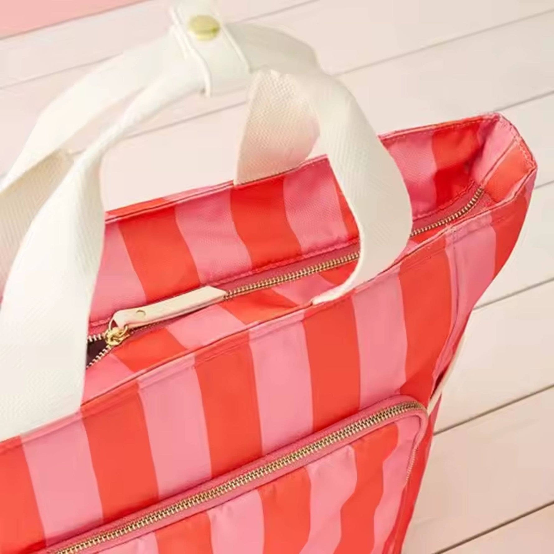 Monogrammable Blank Cooler Tote Bag: Light Blue