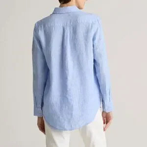 EMERALD COLLECTION Linen Button Down The perfect Blue- Size M