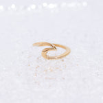 18K Gold Wave Ring: 7