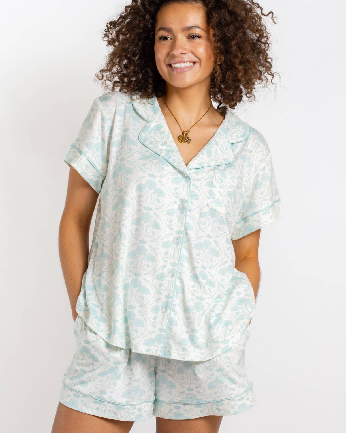 Royal Turnbridge Short Sleeve Button Up Sleep Shirt   Soft White/Blue   -Asst.: Medium
