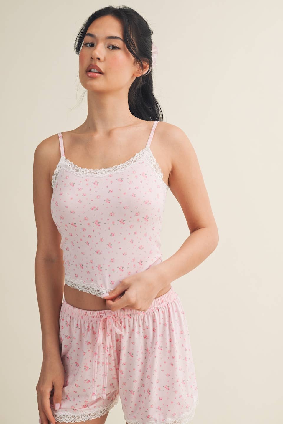 Ditsy Print Set with Scalloped Edge Lace Trim: Pink Ditsy / L