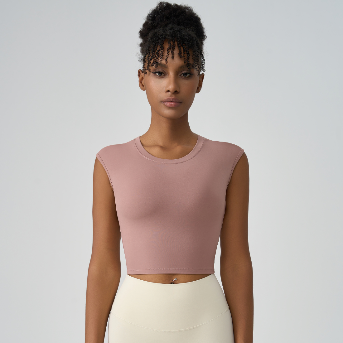 Women's Crew Neck Pleated-Back Open Sports Tank Top: Black / M