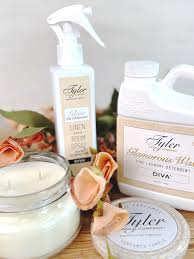 Glam On Demand® Diva 227g Fabric & Room Spray