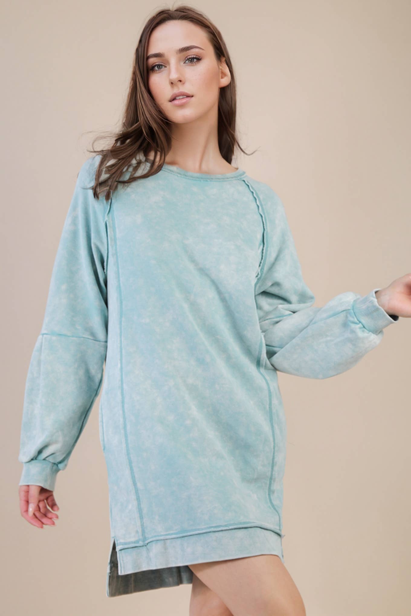 Mineral Washed Raglan Sleeve Casual Mini Dress: SAGE