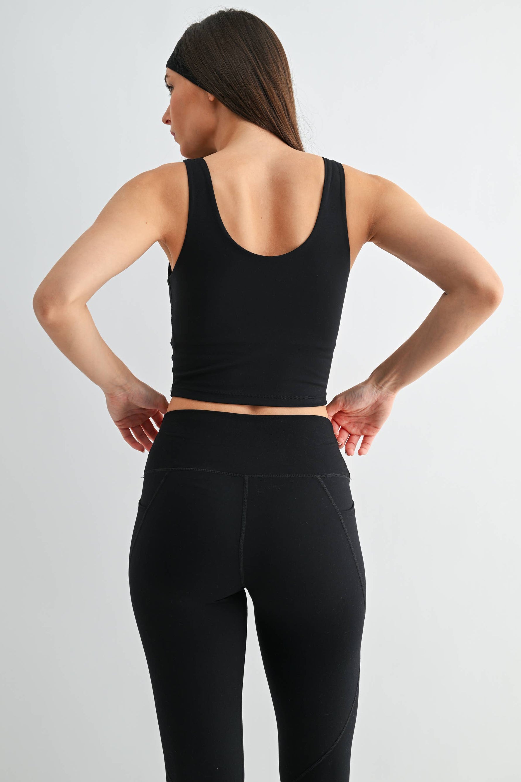 Venice Cloud Light Scoop Active Tank: Black