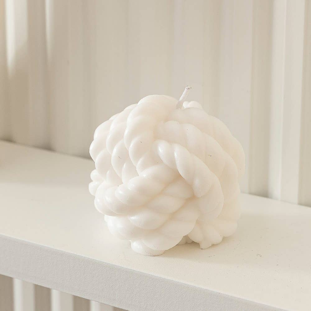 Rope Knot Wax Candle