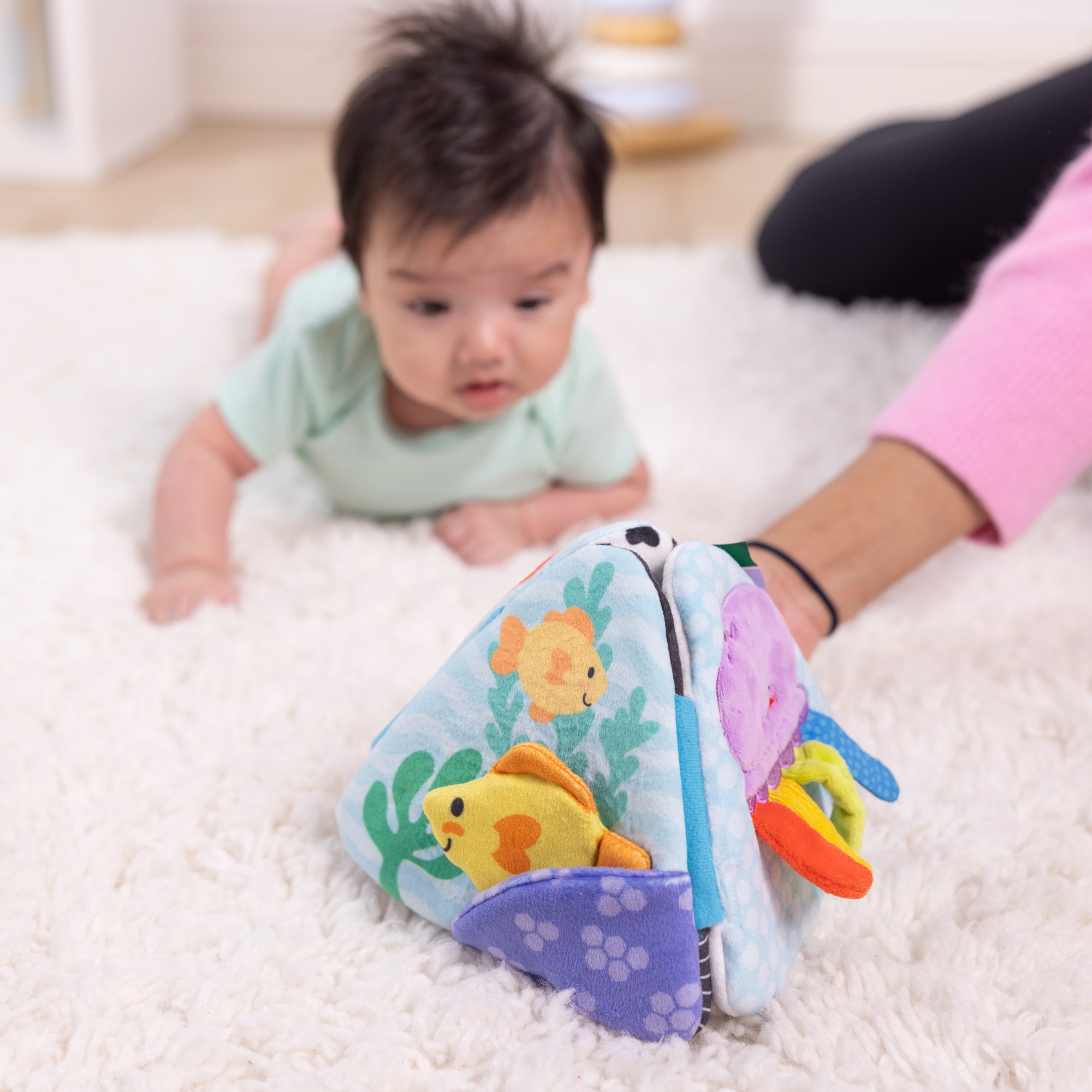 Melissa & Doug Ocean Tummy Time Triangle