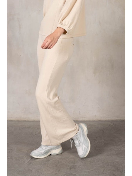 LaBiz Semi Flare Capri CP Terry Pants Cream